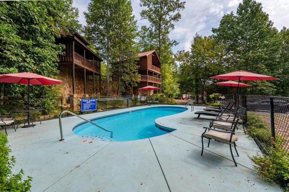 Villa Movie Theater Hot Tub View Mountain Escape Gatlinburg Esterno foto